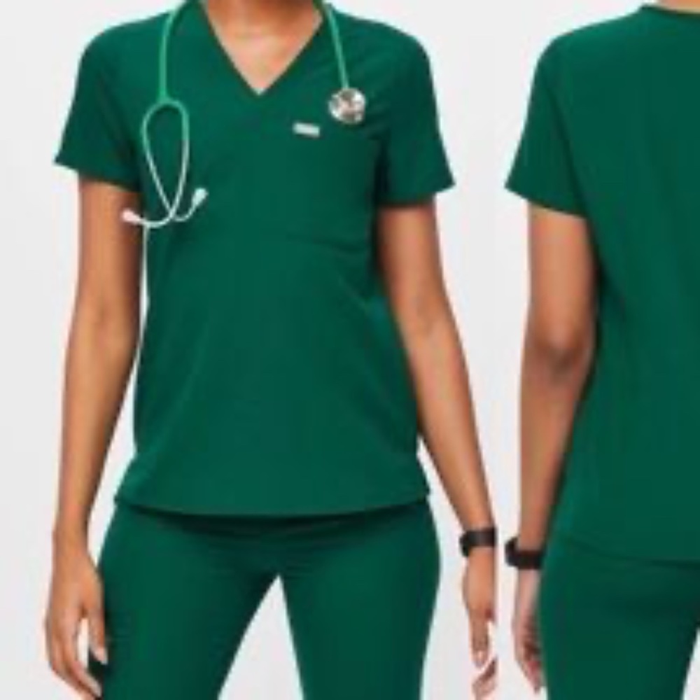 Figs Hunter Green Catarina™ - One-Pocket Scrub Top